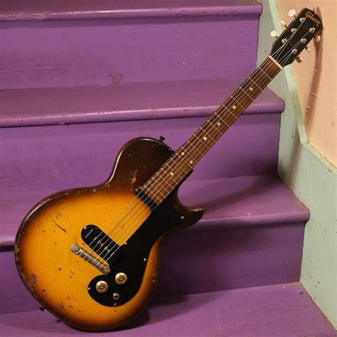 1960's gibson melody maker guitar